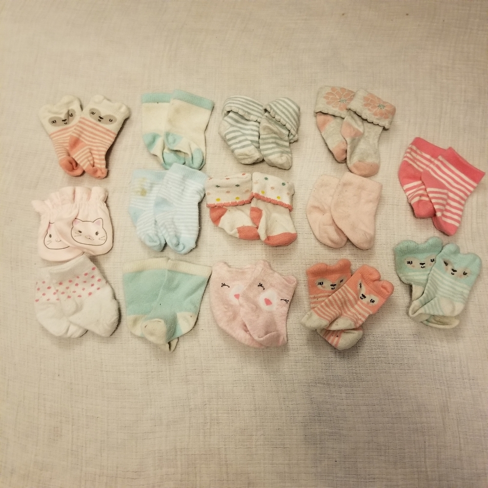 10/$25 Girls Newborn to 3 Month Socks Bundle